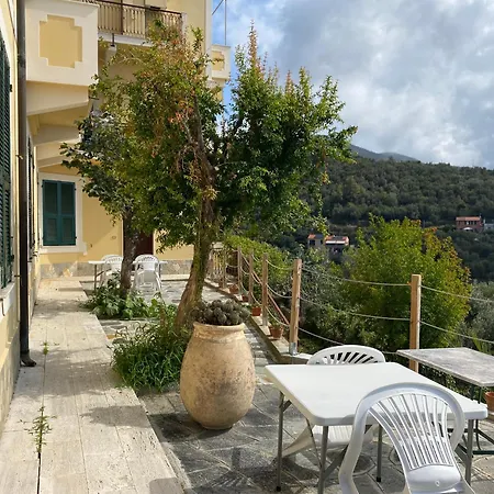 Prima Collina Spaziosa Casa Vista Mare Per 10 Persone Apartmán Alassio