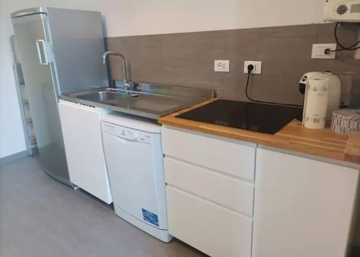 Prima Collina Spaziosa Casa Vista Mare Per 10 Persone 公寓 *
